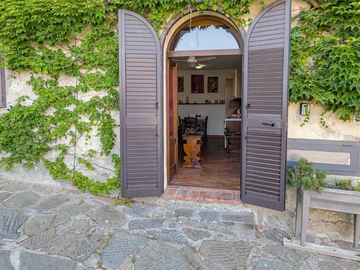 La Casina Di Rosi Vivere Nellantico Borgo Castiglione della Pescaia Exteriör bild